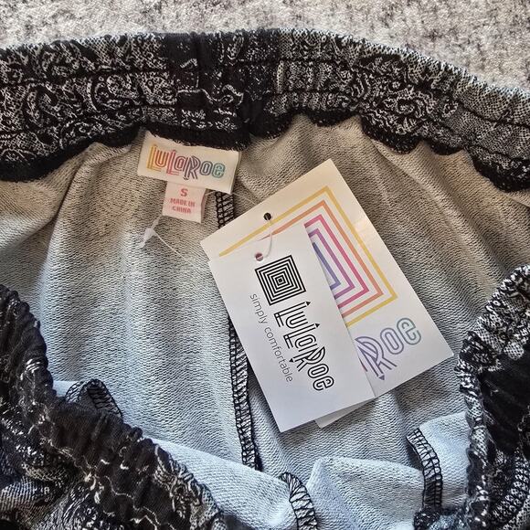 LuLaRoe Jogger Pants Women Small Black Gray JAX Bandana Paisley Patchwork Lounge - Picture 3 of 10